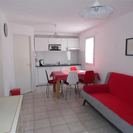 Holiday home Maison Duplex 3 Pieces Avec Terrasse, Parking Prive, Proche - 6 Personnes - Fr-1-326-397 Marseillan (Herault)